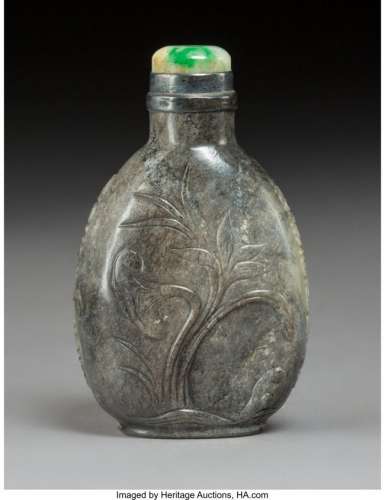 78001: A Chinese Carved Grey Jade Snuff Bottle, Qing Dy