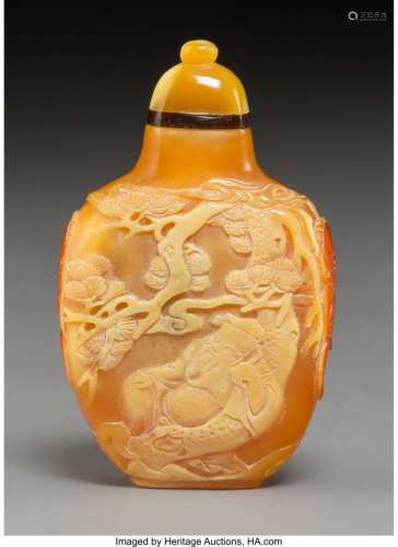 78014: A Chinese Carved Horn Snuff Bottle, late Qing Dy