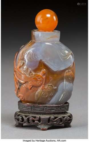 78035: A Chinese Carved Banded Agate Snuff Bottle, Qing