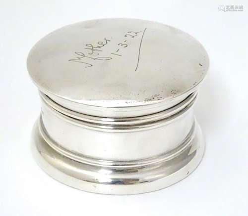 A silver dressing table top powder pot, hallmarked