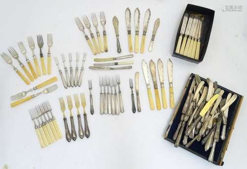 Assorted silver handled flatware etc.