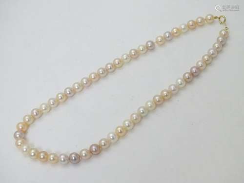 A multicoloured pearl necklace with 18k gold clasp 16''