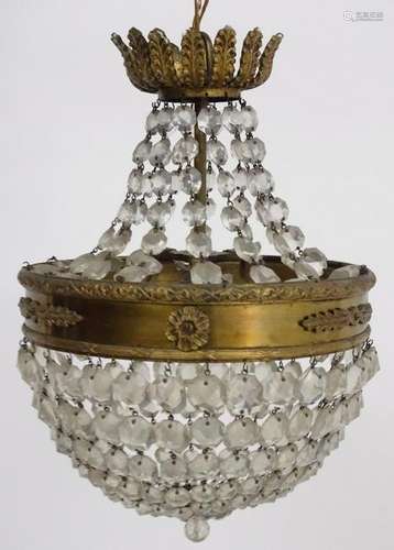 Drop bag light fitting: an electric ornate cut glass