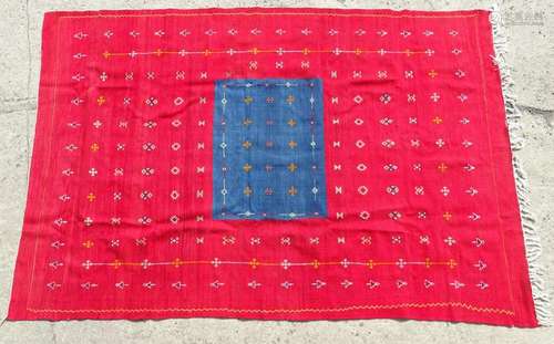 Carpet / Rug : A hand made flat weave wall hanging with