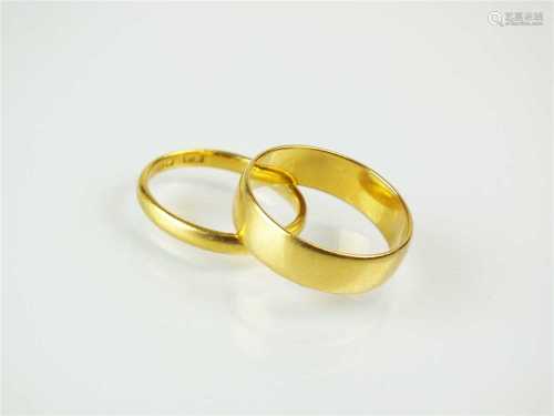 Two 22ct gold bands