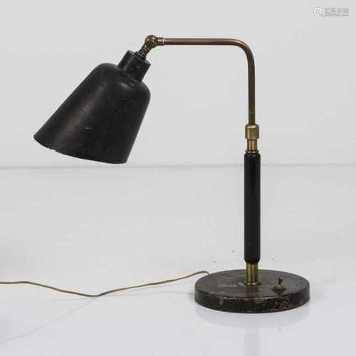 Bunte & Remmler, Frankfurt, Table light, c. 1930Table light, c. 1930'Goethe' table light, c. 1930.