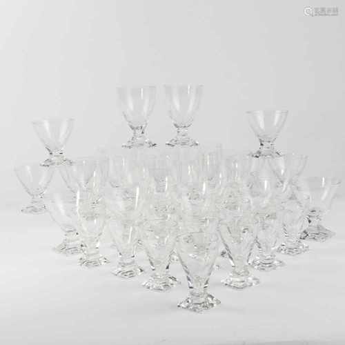 Peill & Putzler, Düren, 'Karat' glass set, 1961'Karat' glass set, 196133 pieces. H. 7.7-11 cm.