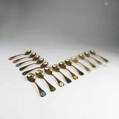 R. Andersen; A. Björner, 15 spoons, 1975-8115 spoons, 1975-81Rigmor Andersen; Anneliese Björner.