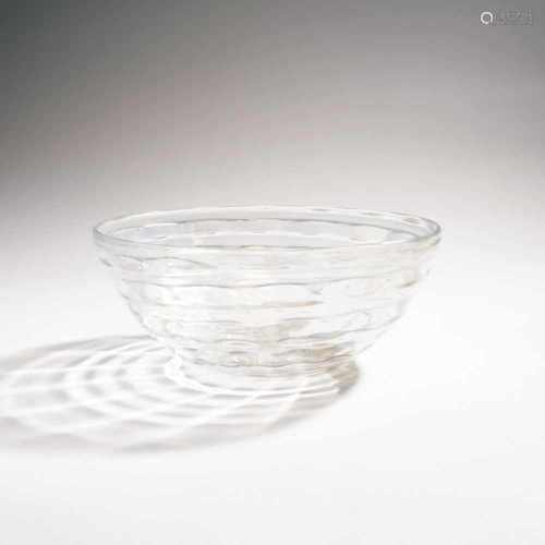 Ercole Barovier, 'Iridato' bowl, 1940s'Iridato' bowl, 1940sH. 9.7 cm; Ø 23.7 cm. Execution: Barovier