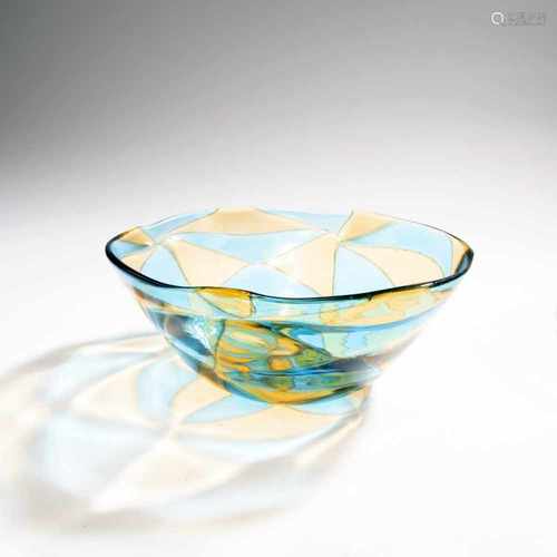 Ercole Barovier, 'Intarsio' bowl, 1961-63'Intarsio' bowl, 1961-63H. 10 cm; Ø 25 cm. Execution: