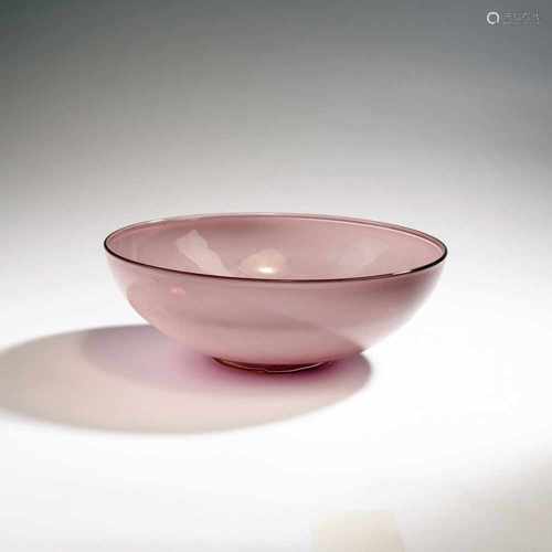 Flavio Poli, 'Incamiciato' bowl, c. 1937'Incamiciato' bowl, c. 1937H. 10.5 cm; Ø 29.5 cm. Execution: