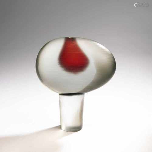 Alfredo Barbini, Vase 'Sasso inciso', 1962Vase 'Sasso inciso', 1962Asymmetrical discus shape on a