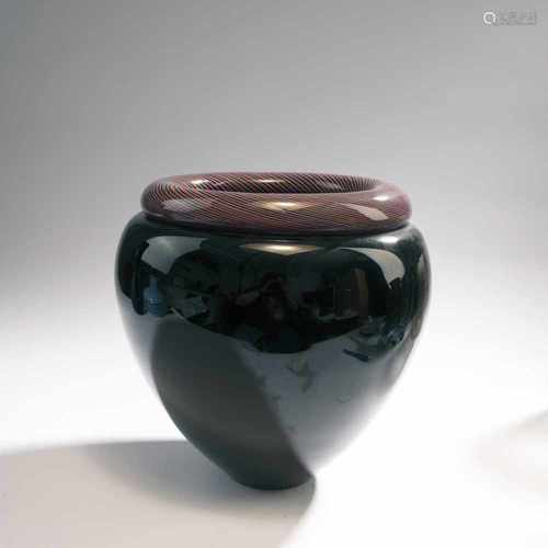 Lino Tagliapietra, Vase, c. 1984Vase, c. 1984H. 29,7 cm. Made by Effetre International. Cased glass,