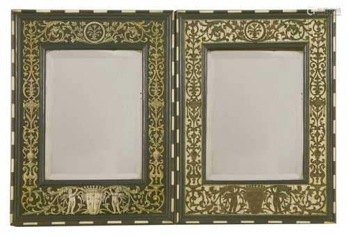 A pair of contra-partie mirrors,