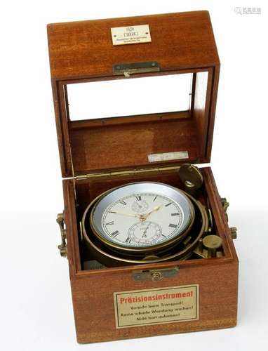 GUB Q1 no. 12248 shipÂ´s chronometer