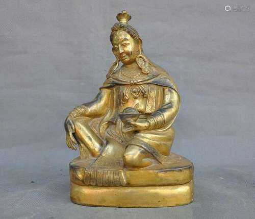 A GILT BRONZE GURU RINPOCHE BUDDHA FIGURE QING DYNASTY.