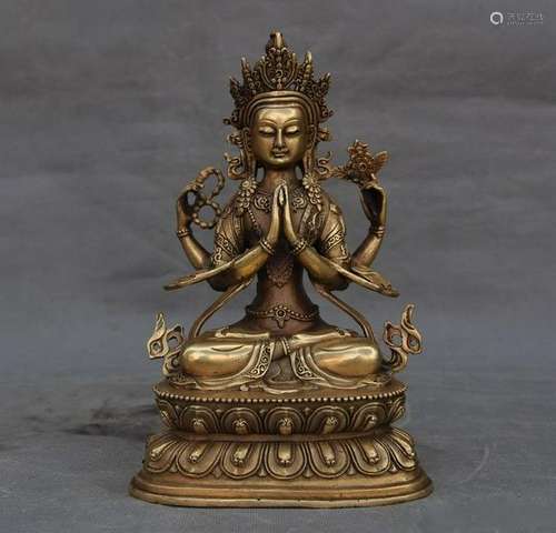 A BRONZE GUAN-YIN BUDDHA FIGURE QING DYNASTY.