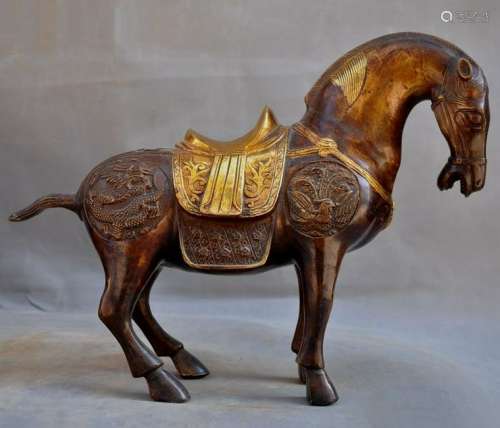 A BRONZE GILDED HORSE STATUE QING DYNASTY.