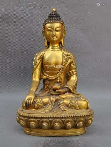 A GILT BRONZE SHAKYAMUNI BUDDHA FIGURE QING DYNASTY.