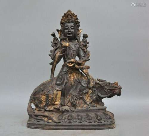 A GILT BRONZE KWAN-YIN BUDDHA FIGURE QING DYNASTY.