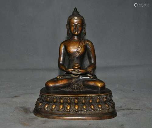 A BRONZE SAKYAMUNI BUDDHA FIGURE QING DYNASTY.