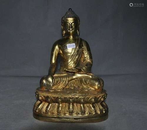 A GILT BRONZE SAKYAMUNI BUDDHA FIGURE QING DYNASTY.