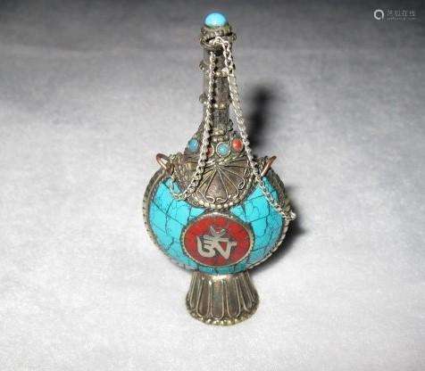A SLIVER & TURQUOISE SNUFF BOTTLE QING DYNASTY.
