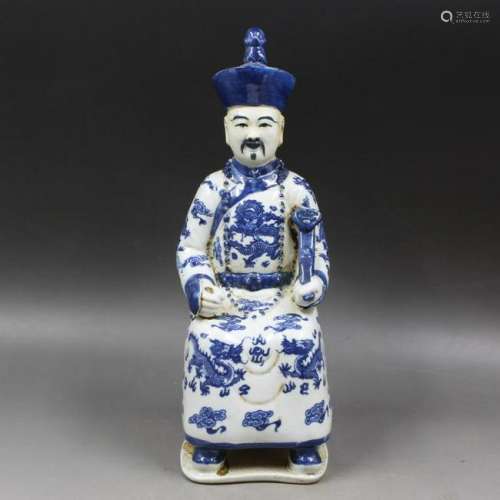 A BLUE & WHITE EMPEROR FIGURE QING DYNASTY.