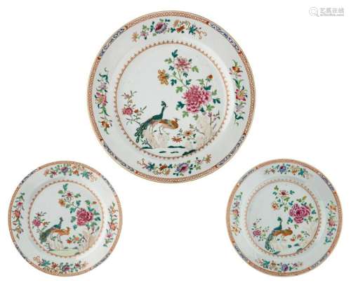 A lot of three Chinese famille rose export porcelain