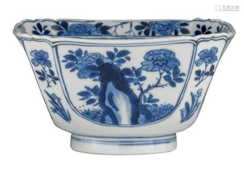 A Chinese blue and white quadrangular bowl, decorated