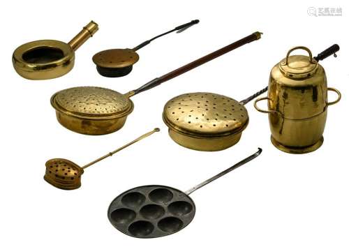 A lot of various brass items, Low Countries, consisting