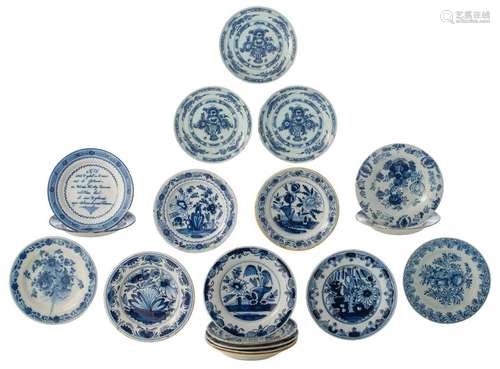 A lot of 18 various blue and white Dutch Delftware