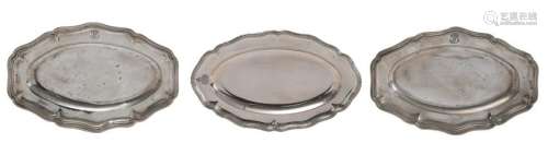 A silver Transition style salver with a coat of arms,