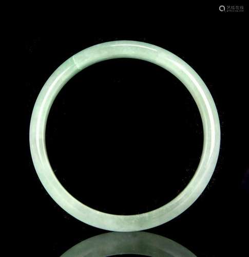 Chinese Jadeite Bangle