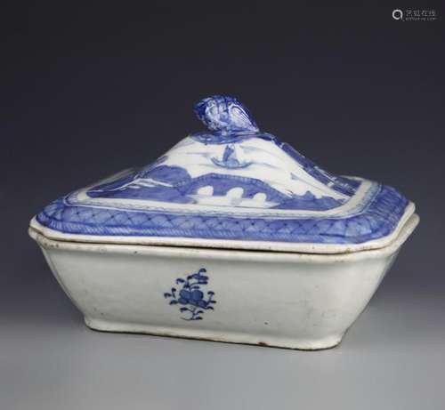 Chinese Export Blue and White Tureen