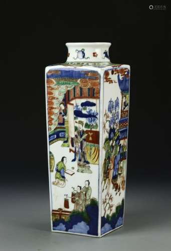 Chinese Wucai Square Vase