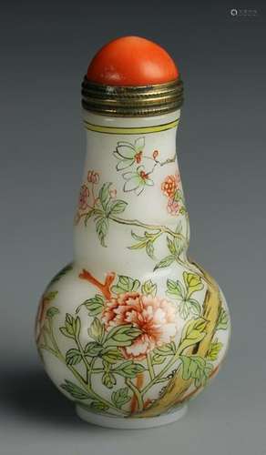 Chinese Peking Glass Snuff Bottle