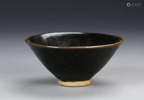 Chinese Antique Jizhou Yao Bowl