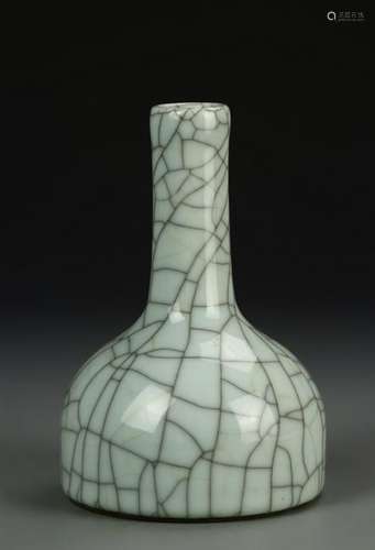 Chinese Geyao Vase