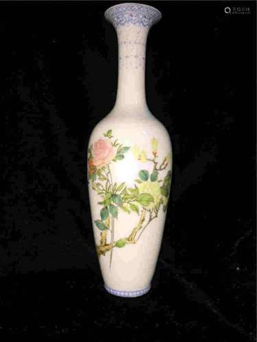 Famille-rose egg-shell vase