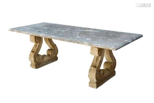 Table en pierre et marbre. Style louis XV. Vers 19…