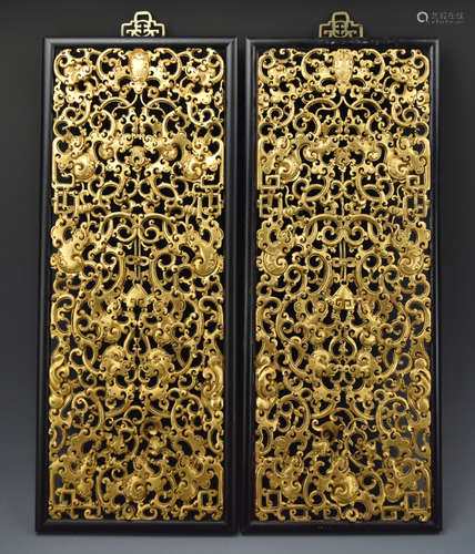 Pair of Chinese Gilt Lacuqer Wooden Plaque,20th C.