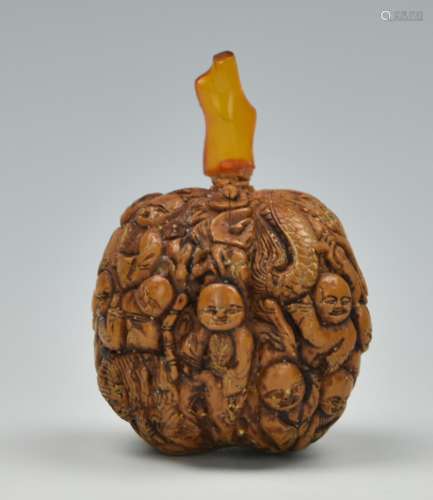Chinese Carved Walnut Snuff Bottle,Qing D.