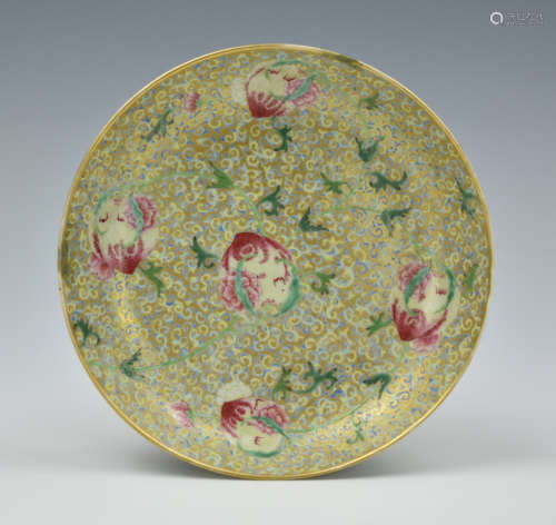 Chinese Famille Rose Peach Plate, Qianlong Period