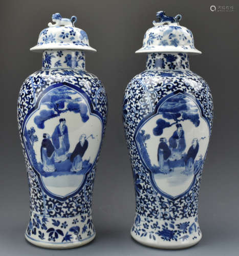 Pair of Blue and White Vase and Cover,GuangXu P.