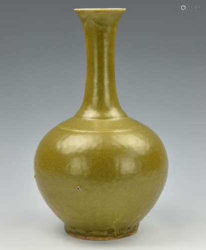 Chinese Tea-Dust Glazed Long Neck Vase,19h C.