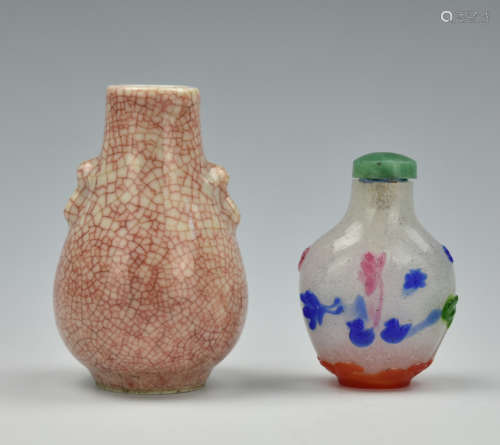 Two Chinese Snuff Bottles: Red Ge & Glass,Qing D.
