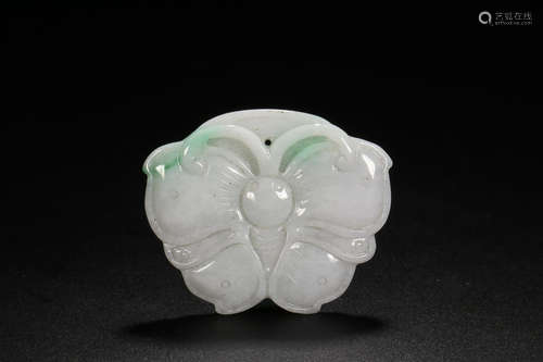 JADEITE PENDANT