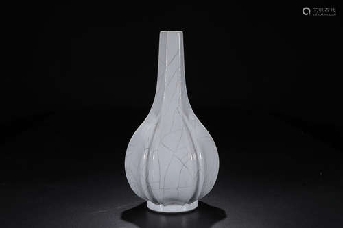 YONGZHENG MARK GE KILN VASE