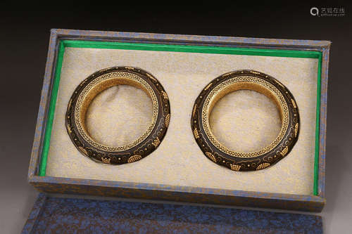 CHENXIANG WOOD BANGLE IN PAIR